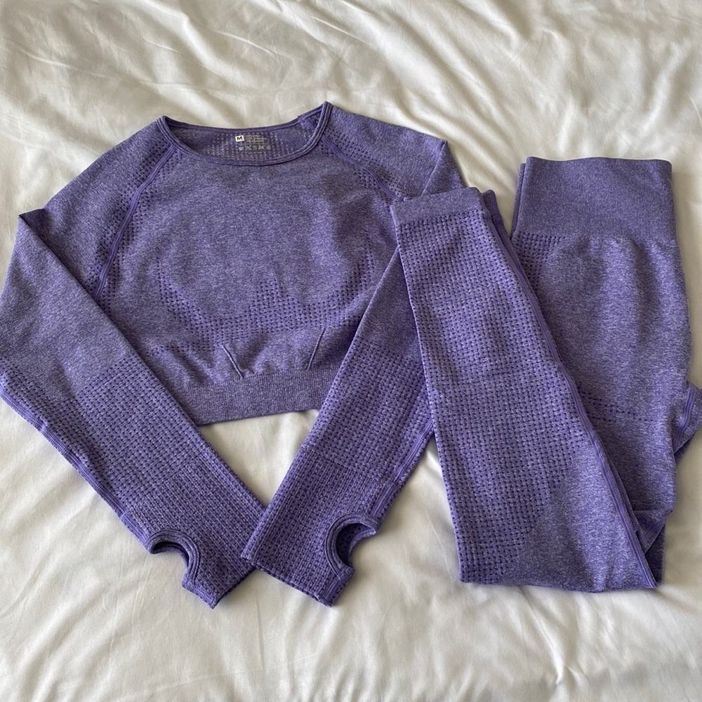 2 piece workout set 💜